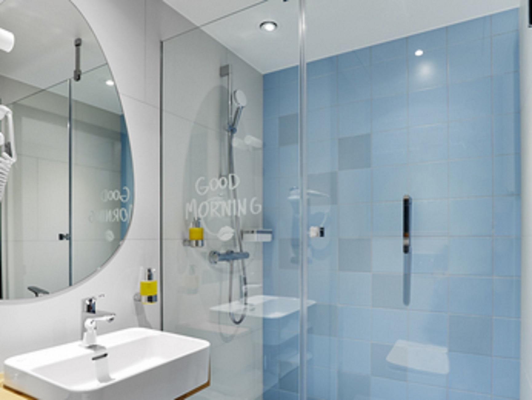 Ibis Styles Krakow Centrum Buitenkant foto